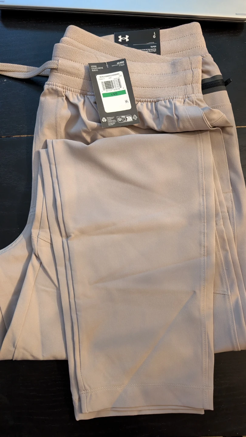 Under Armour Men's Loose Taper Pants Large