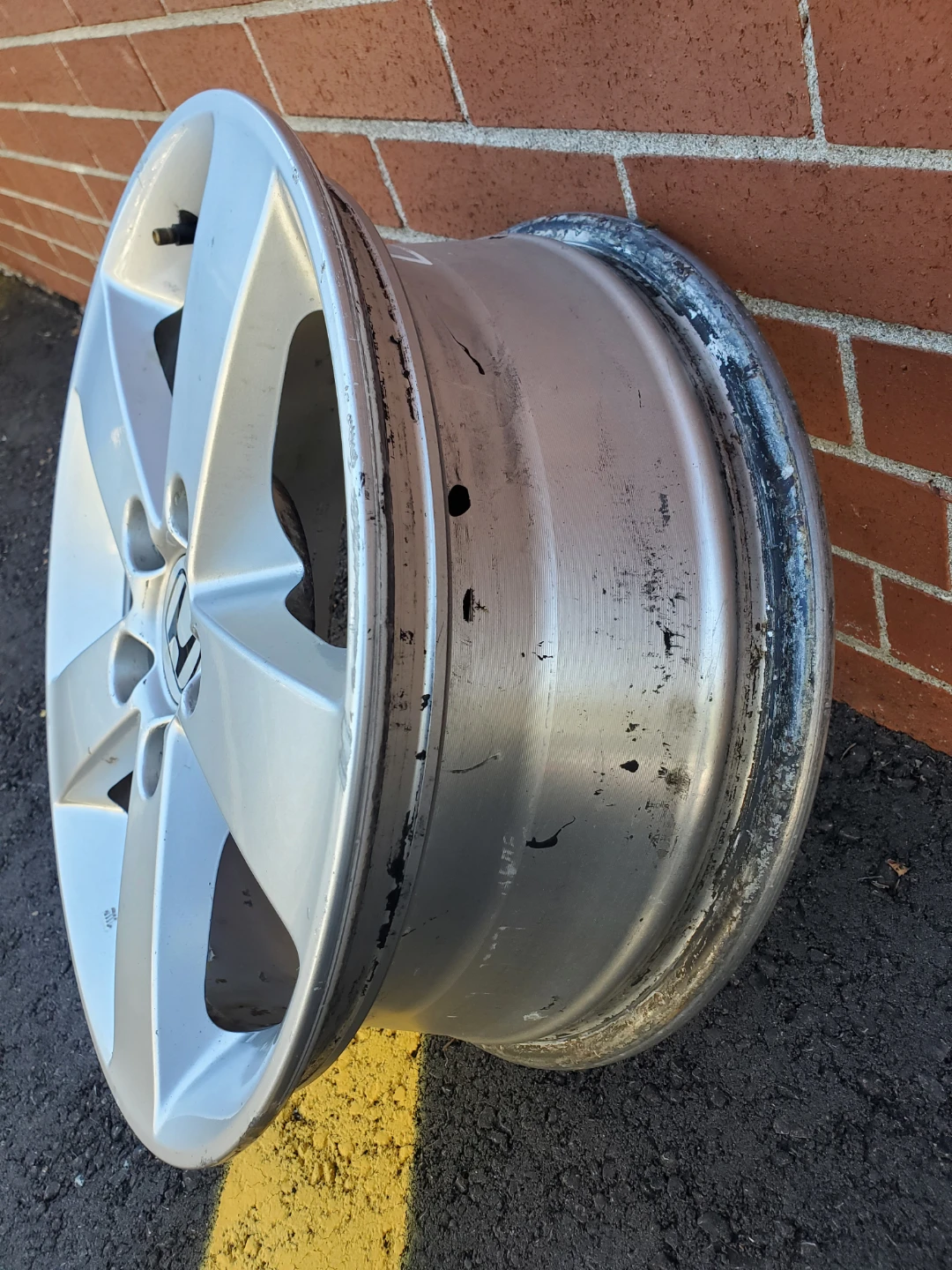 Honda Alloy 16 Inch Single Rim - photo 4