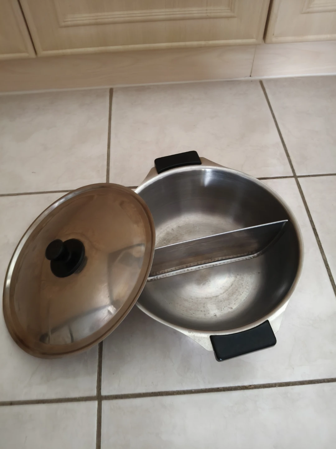 Stainless Steel Divided Pot with Lid - photo 2