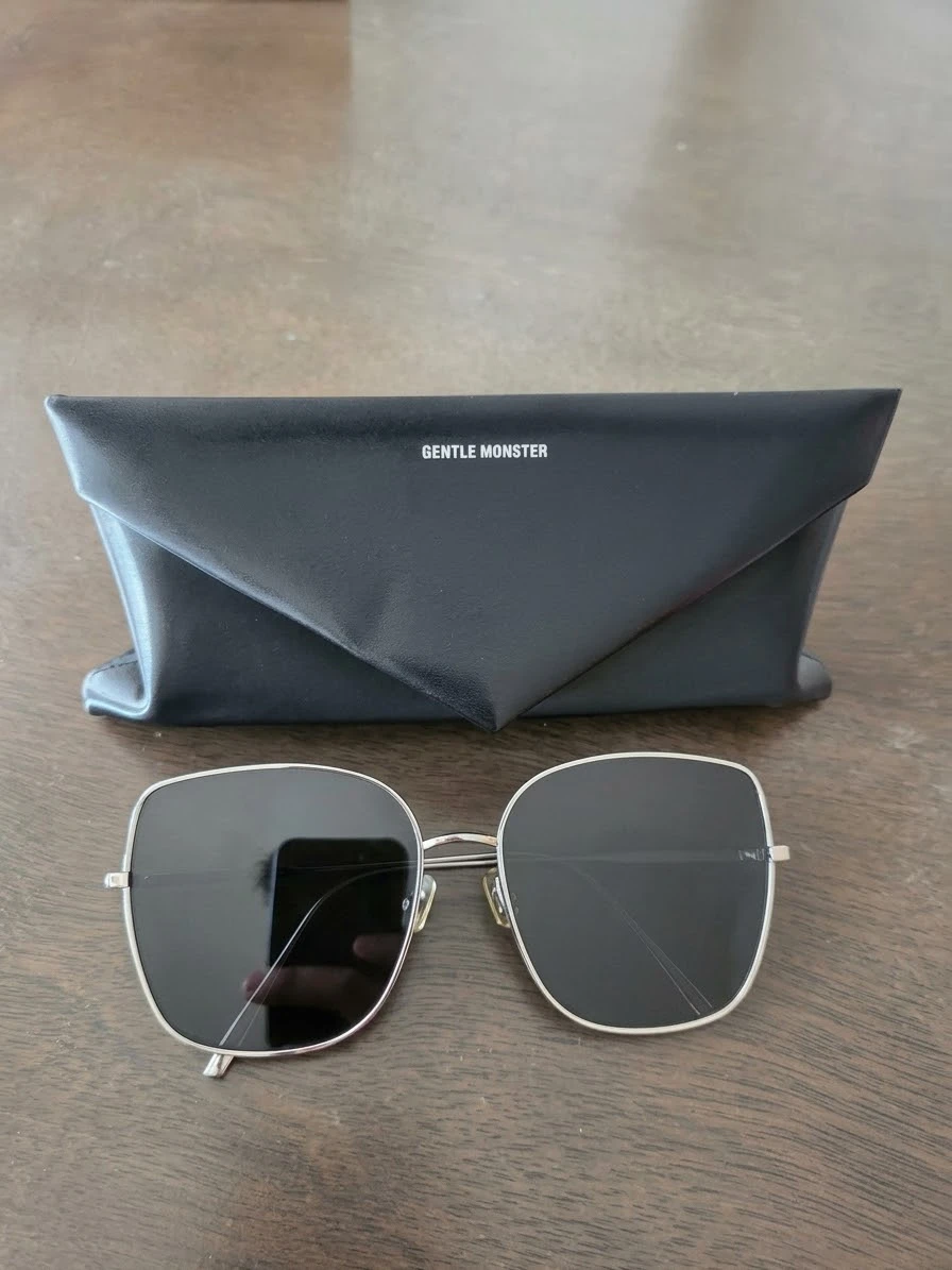Gentle Monster Sunglasses with Case