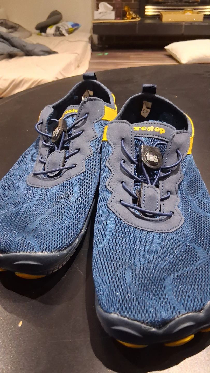 Barestep Minimalist Shoes Size 43 us 10
