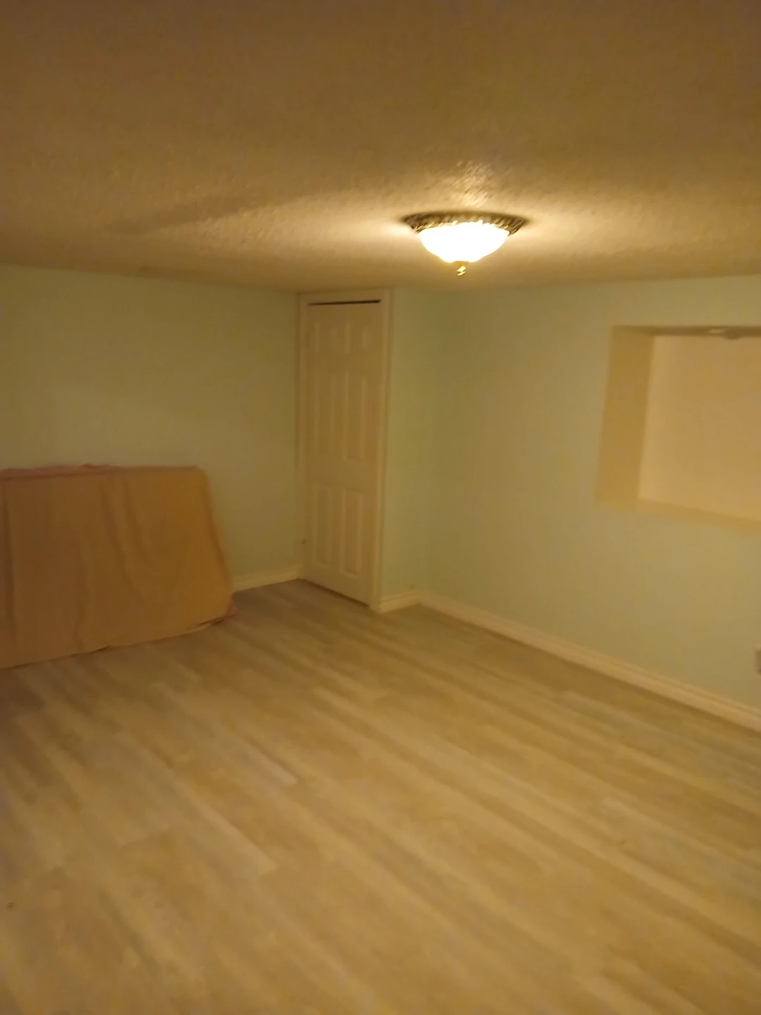1 room 1 washroom and shower - photo 2