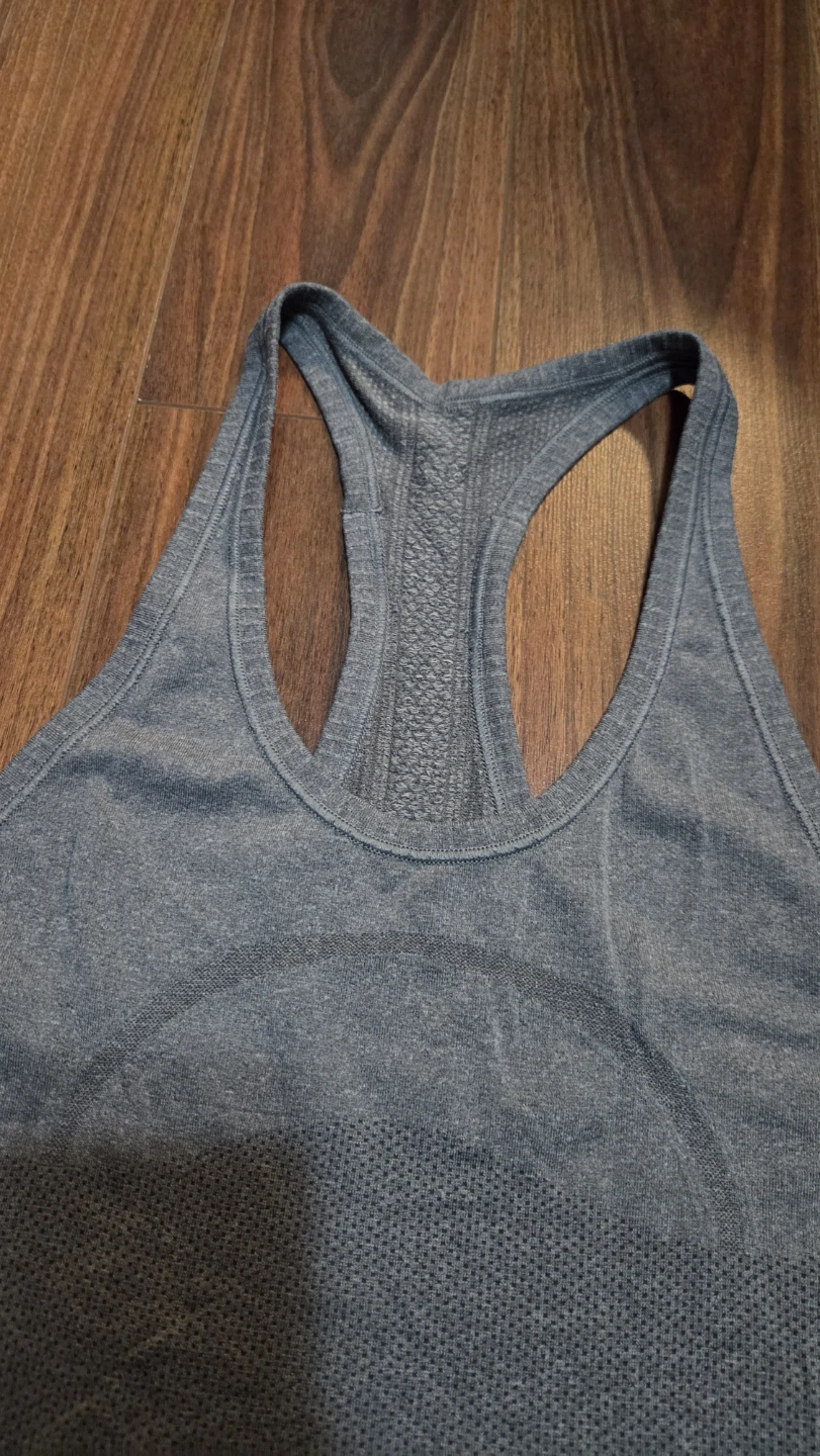 Lululemon Athletica Grey Seamless Racerback Tank Top - photo 3