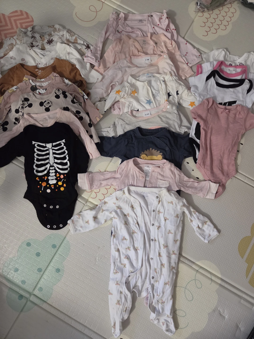 Large Bundle of Baby Clothes 0-6 Months - photo 3
