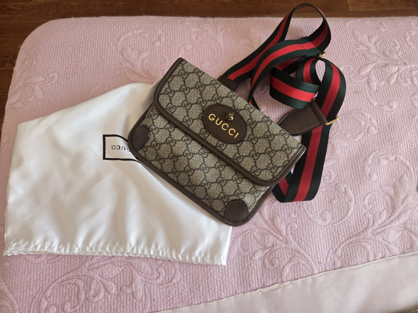 Gucci Neo Vintage GG Supreme Belt Bag