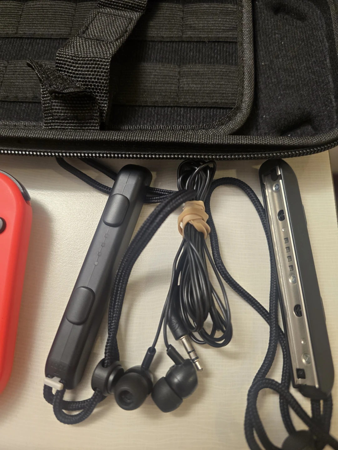 Nintendo Switch V2 – XKW500 | Great Condition | No Stick Drift - photo 3