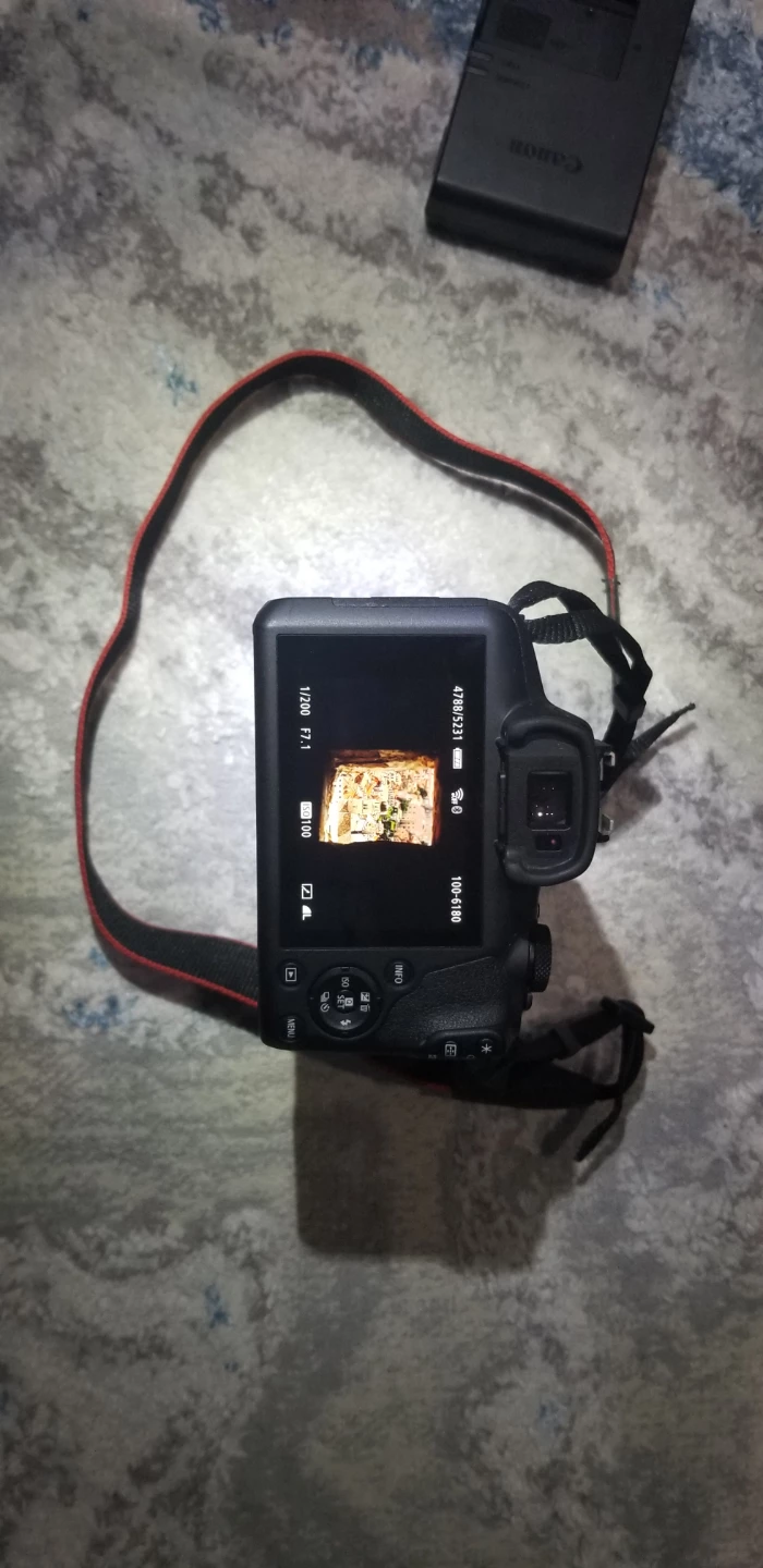 Canon EOS R100 Camera Bundle - photo 5
