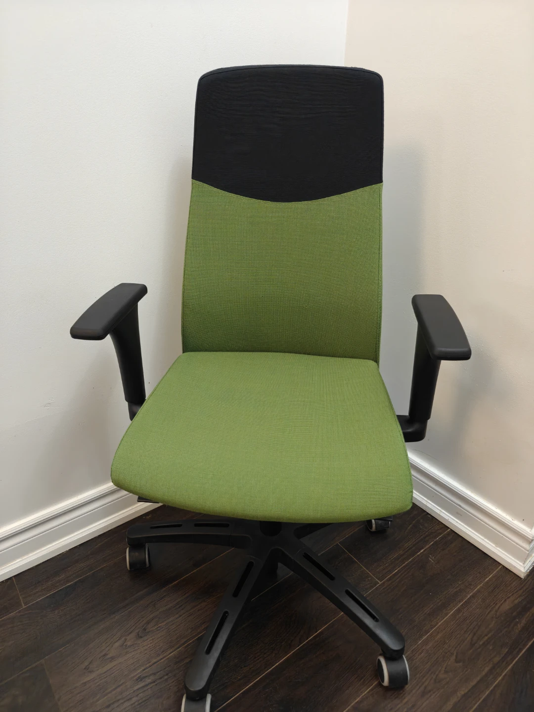 IKEA VOLMAR Swivel Chair Office Chair Computer Chair