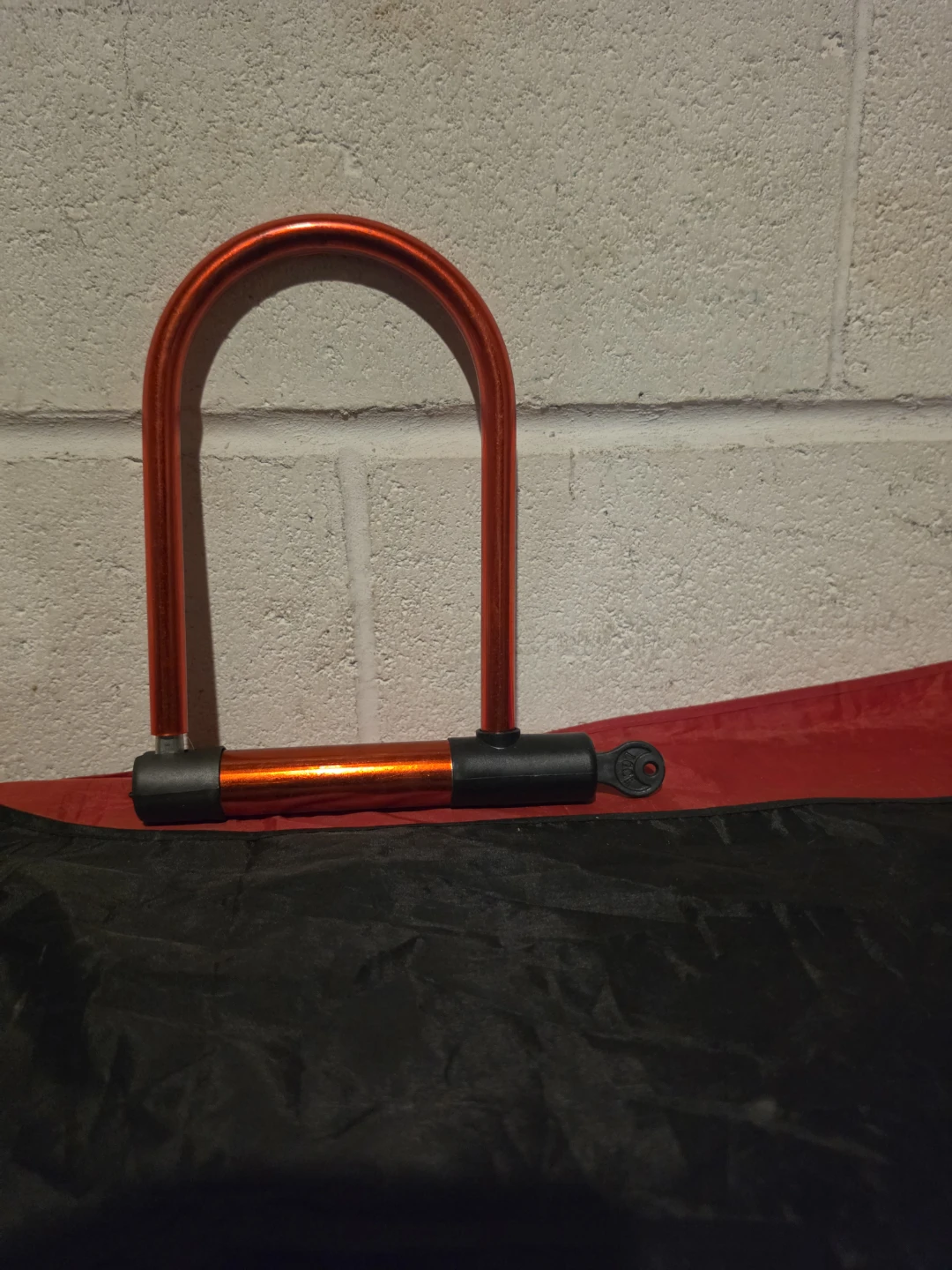 Red U-Lock Bike Lock - photo 3