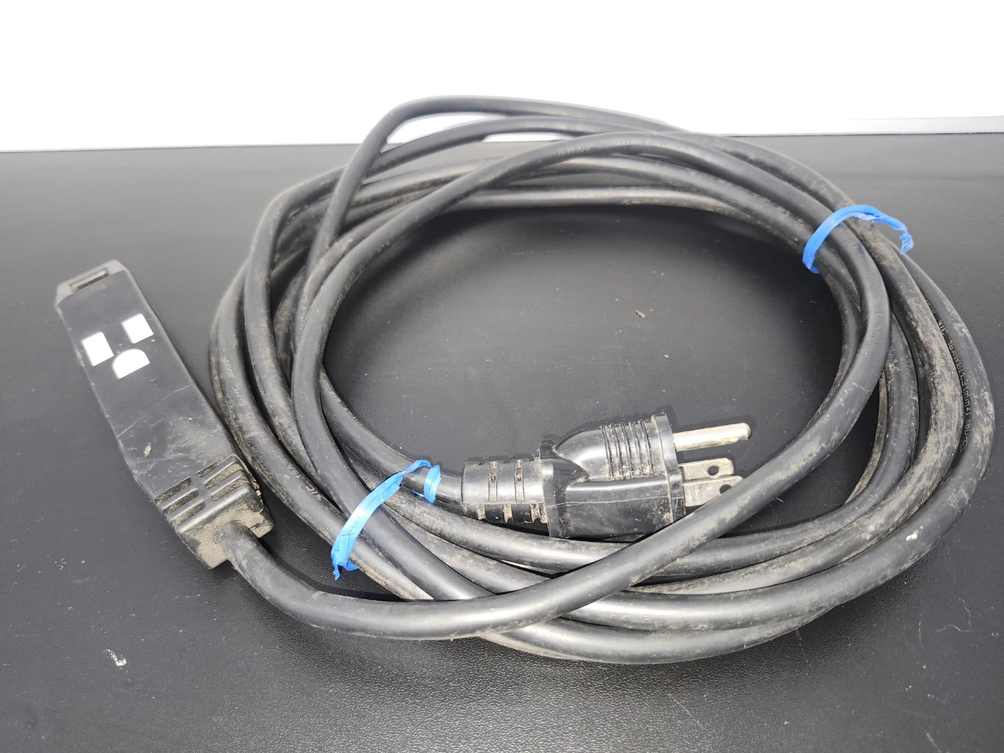 3-Outlet Heavy Duty Extension Cord - photo 2