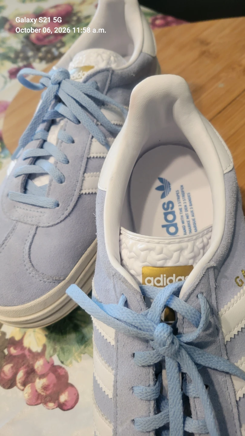 Ladies addidas running shoes - photo 5
