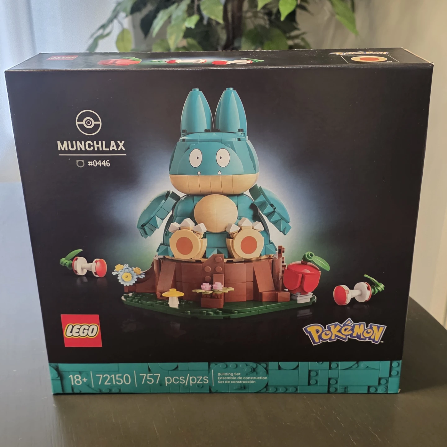 LEGO Pokemon Munchlax Building Set