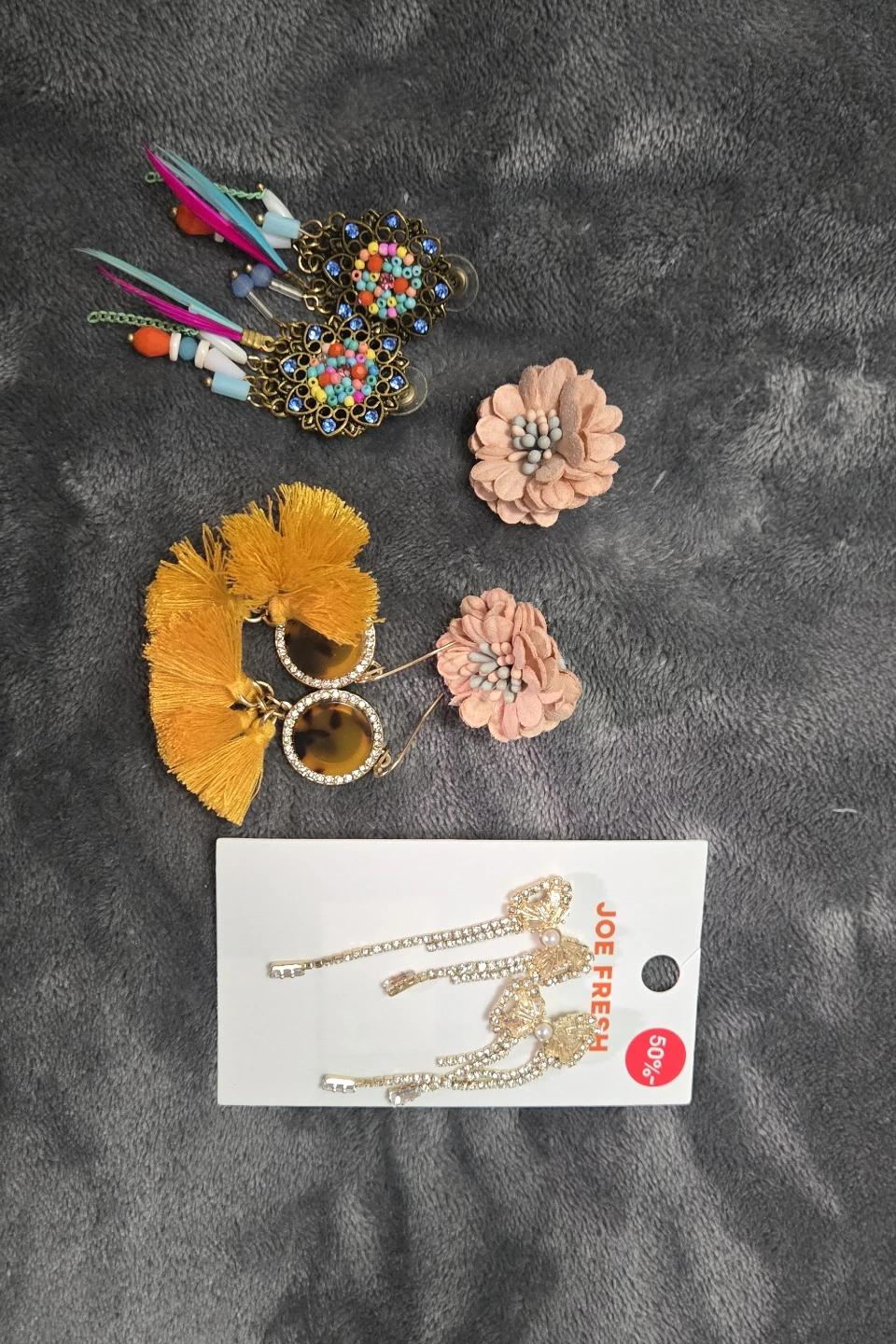 Assorted Fashion Earrings and Necklace Collection - photo 4