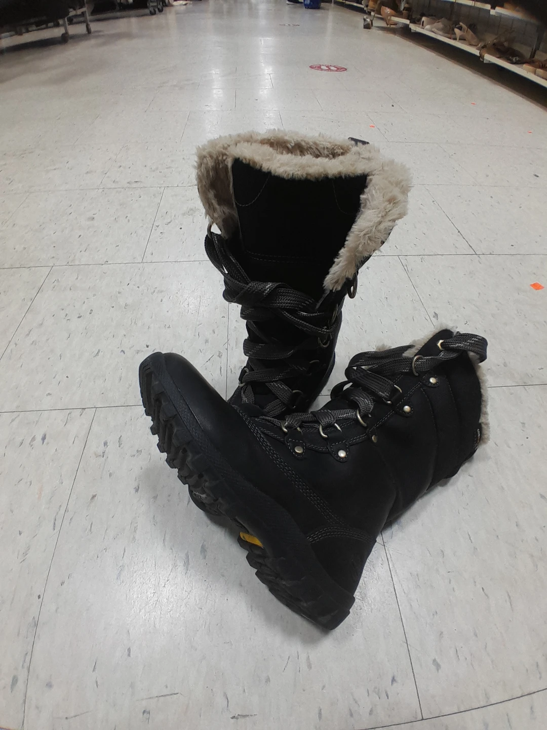 Timberland Black Winter Boots Women's Size 6 - photo 5