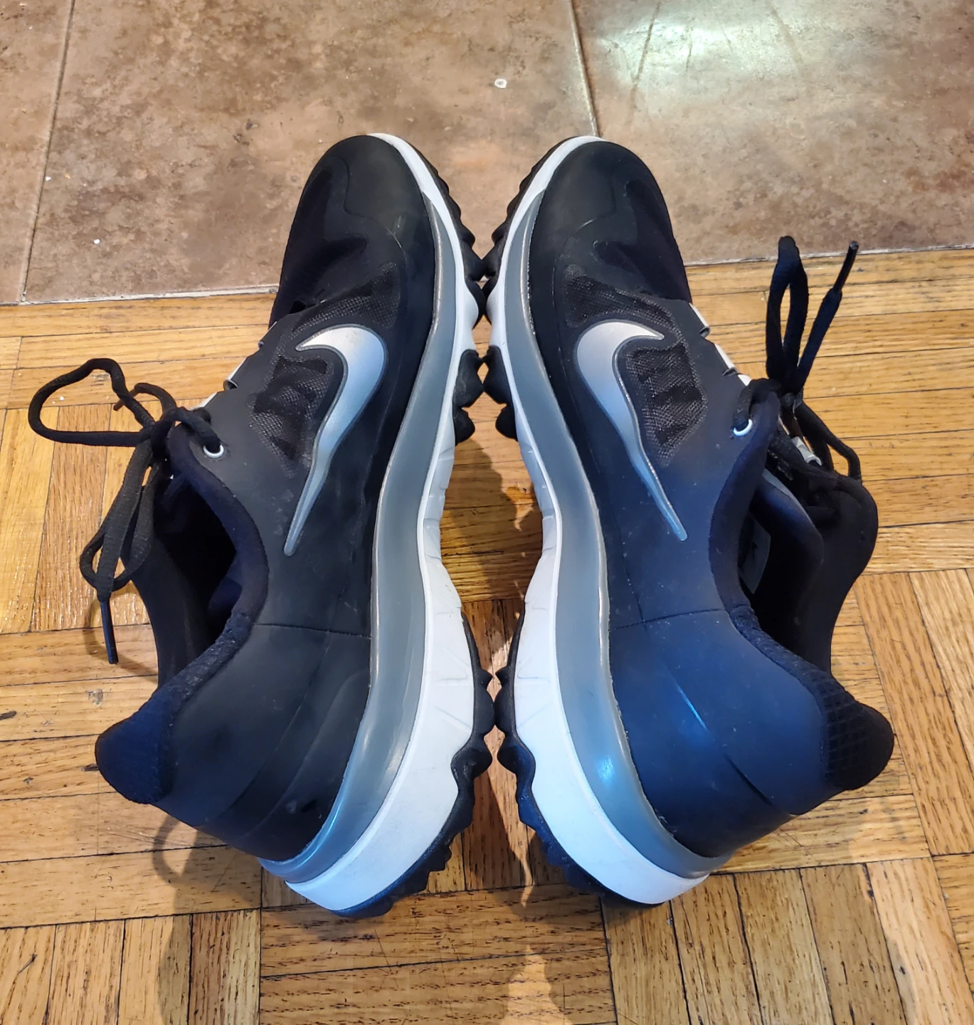 Men's  Nike  Shoes Size 11 - photo 4