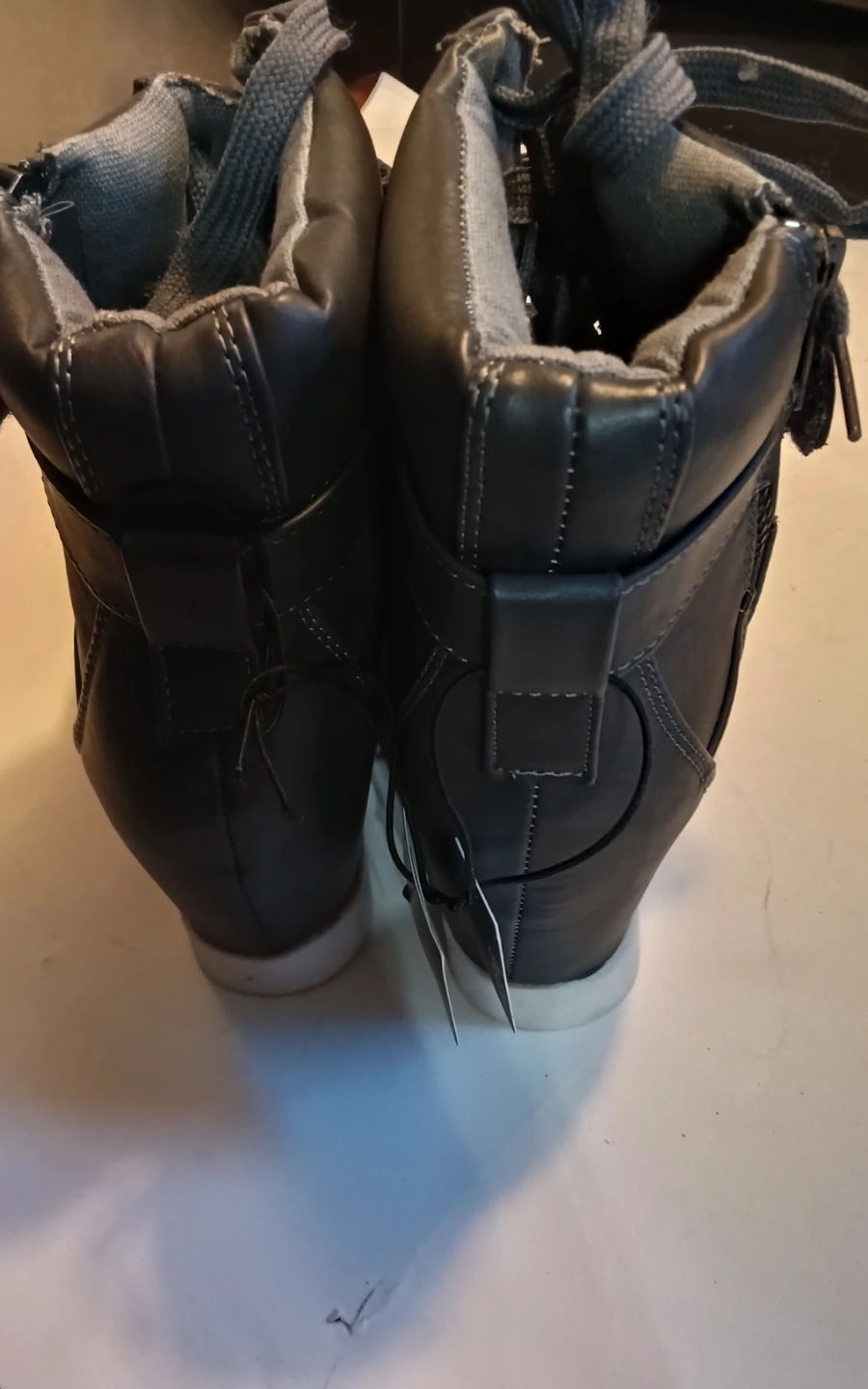 Talon Cache Wedge Sneakers Grey Size 9 - photo 2