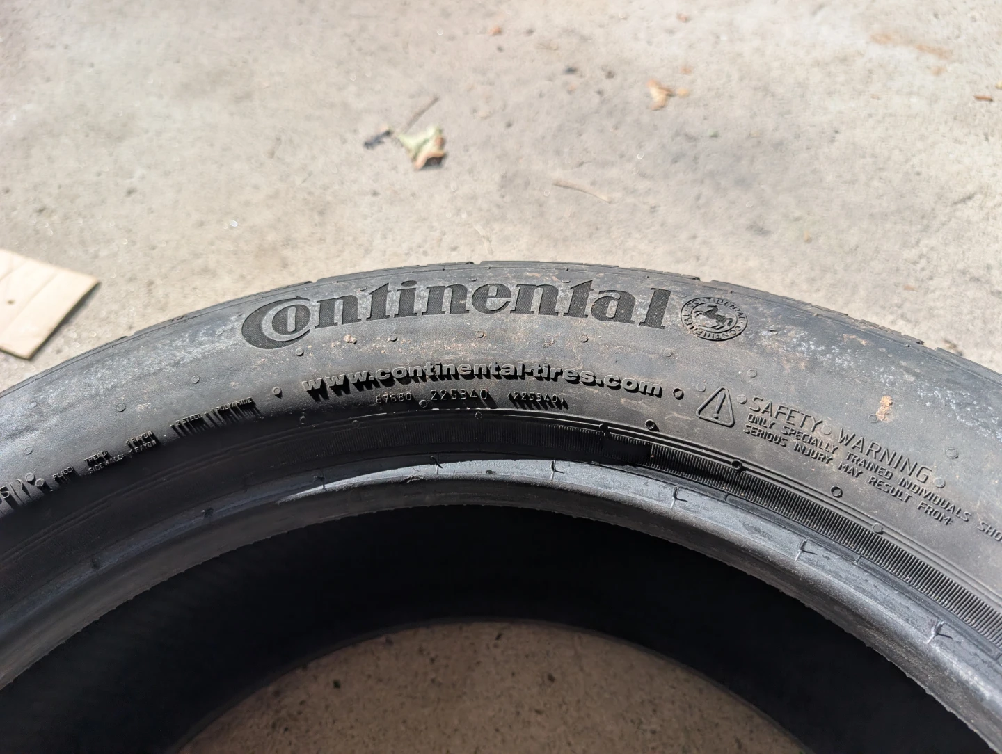 235/50R18: 4 Continental ProContact Tires - photo 5