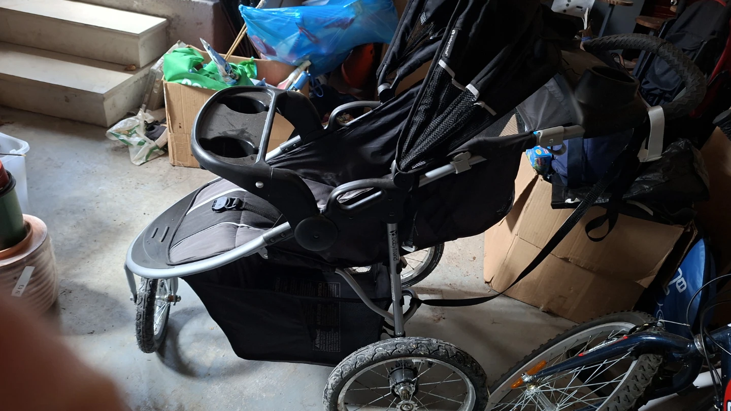 Baby Trend Pathway 35 Jogger stoller - photo 2