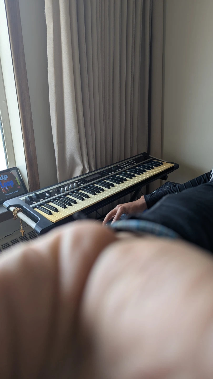 Korg X50 Synthesizer with Carrying Case - photo 4