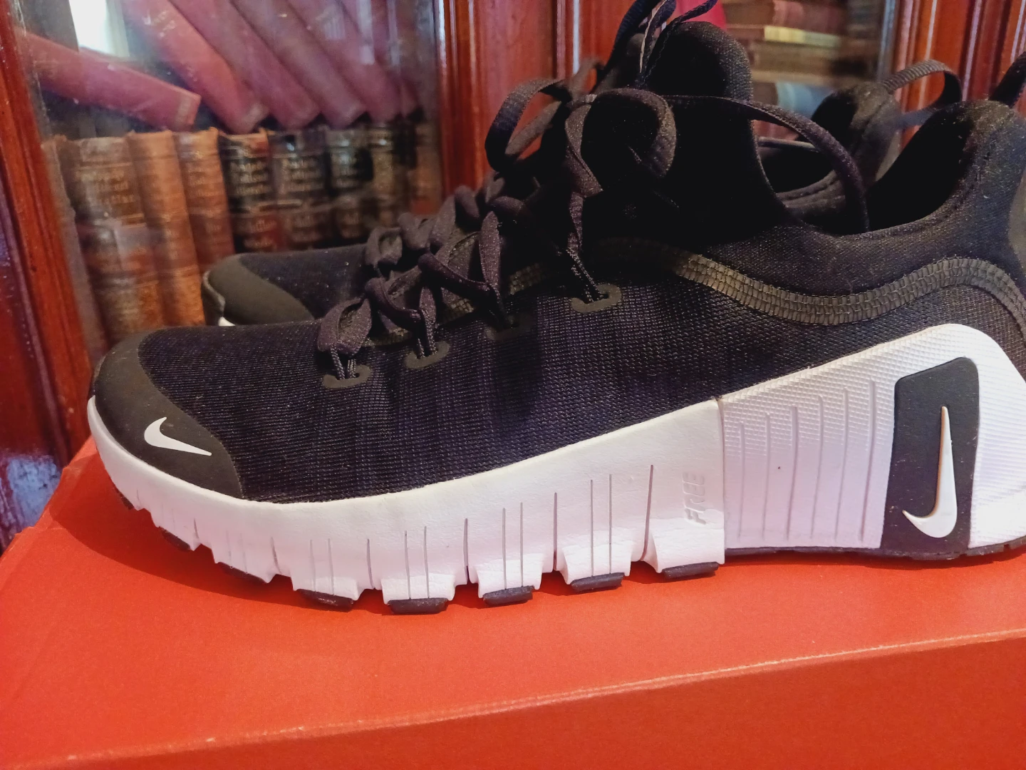 New !! Nike Free Metcon Black Running Shoes. 9. - photo 2