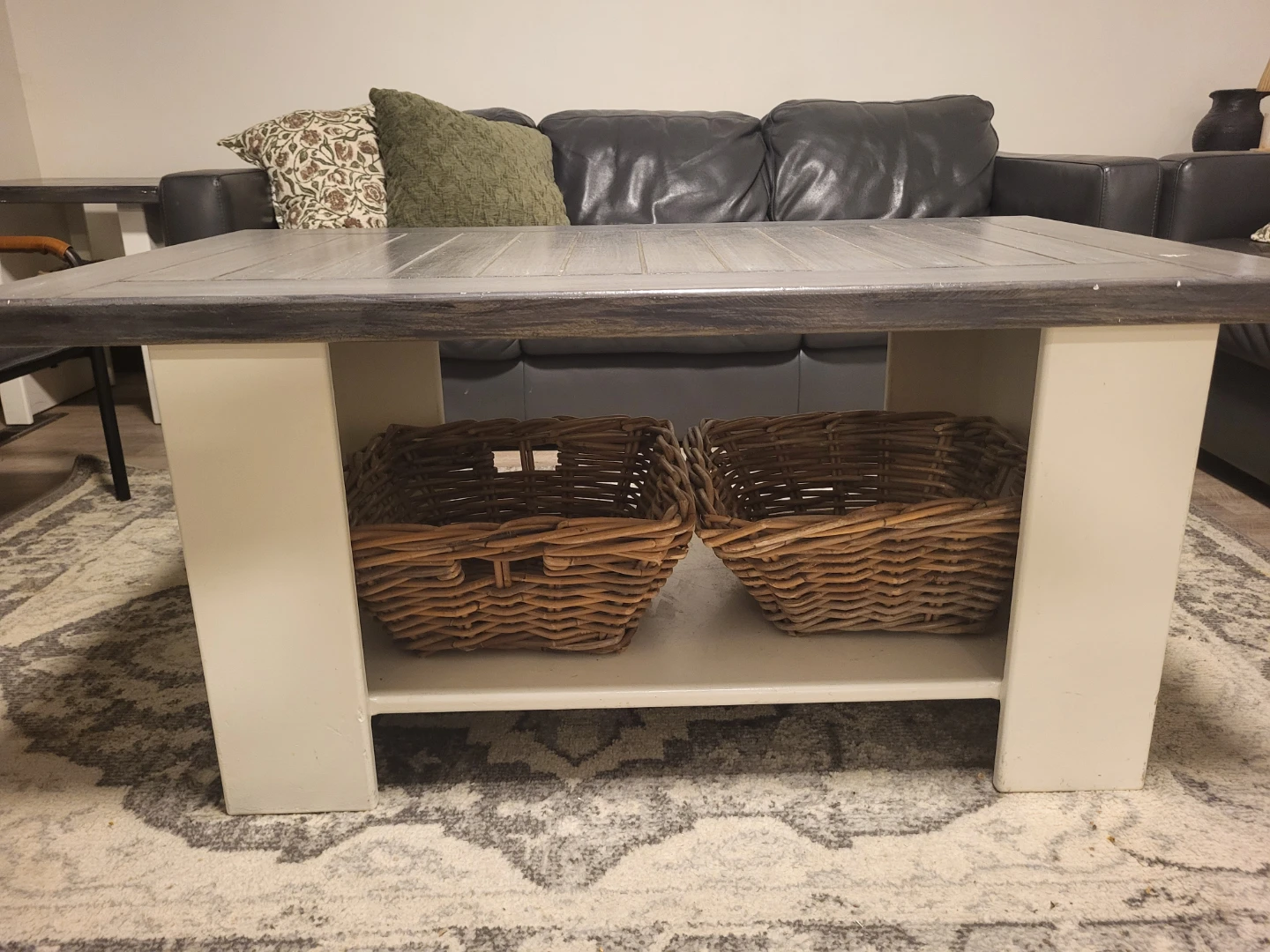 Coffee Table and Side Tables with Baskets - photo 2