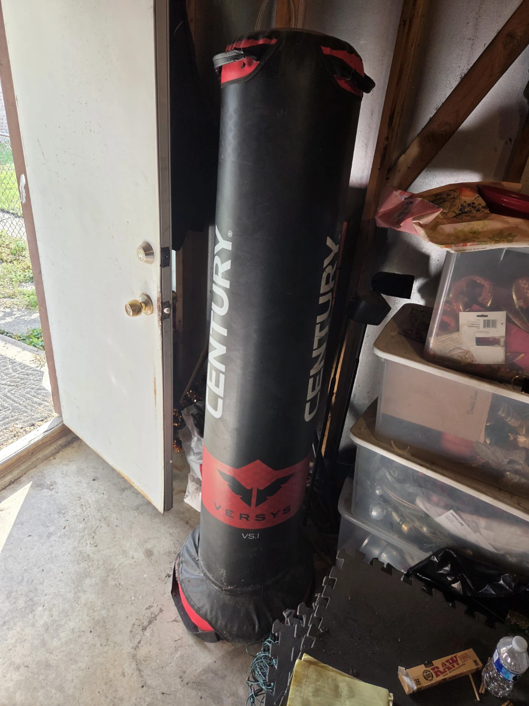 Kick and punching bags - photo 4