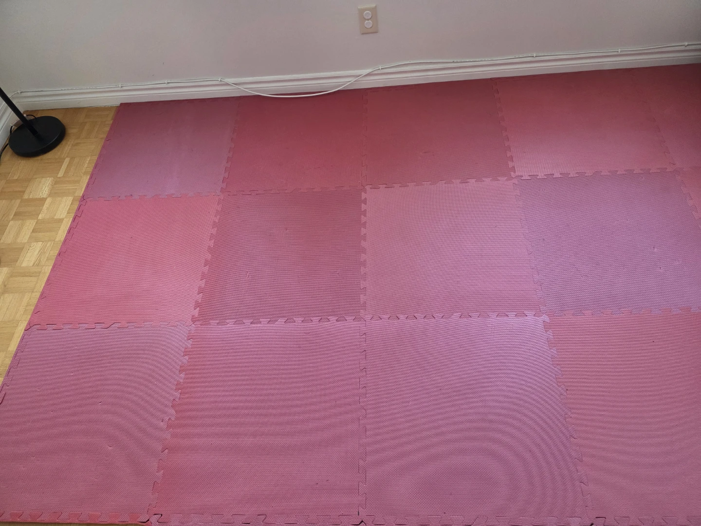Red Foam Interlocking Floor Tiles - photo 2