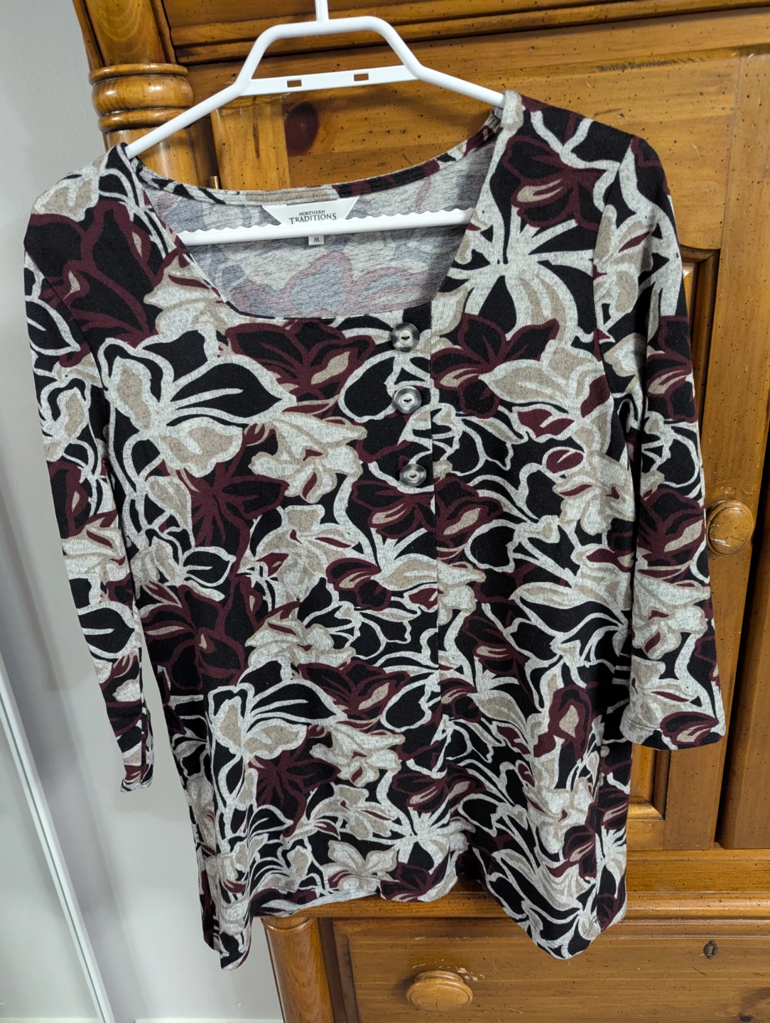 Northern Traditions floral print top