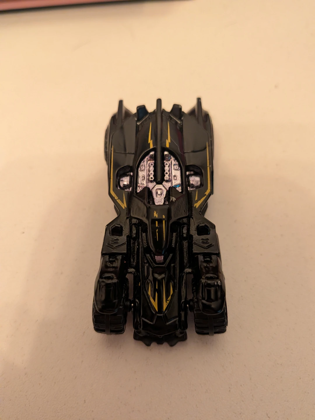 Hot Wheels Batmobile - photo 5