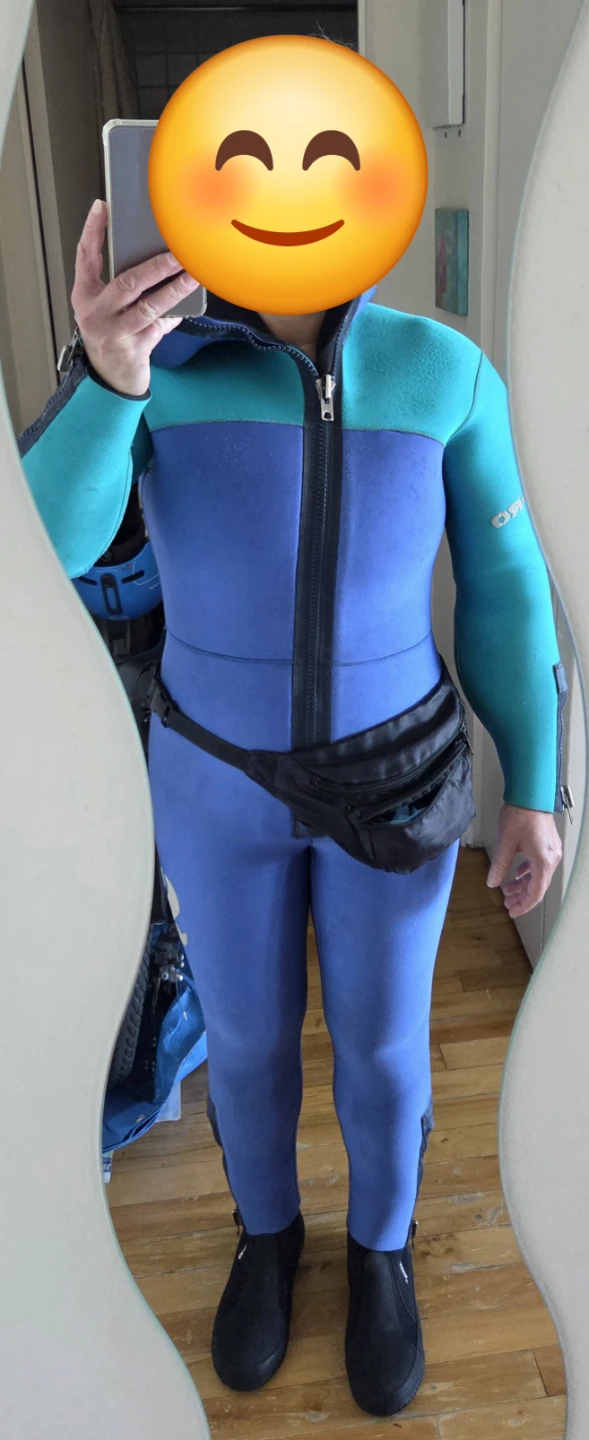 Scubapro Wetsuit with HoodScuba Pro 6mm Wetsuit w/ Hood