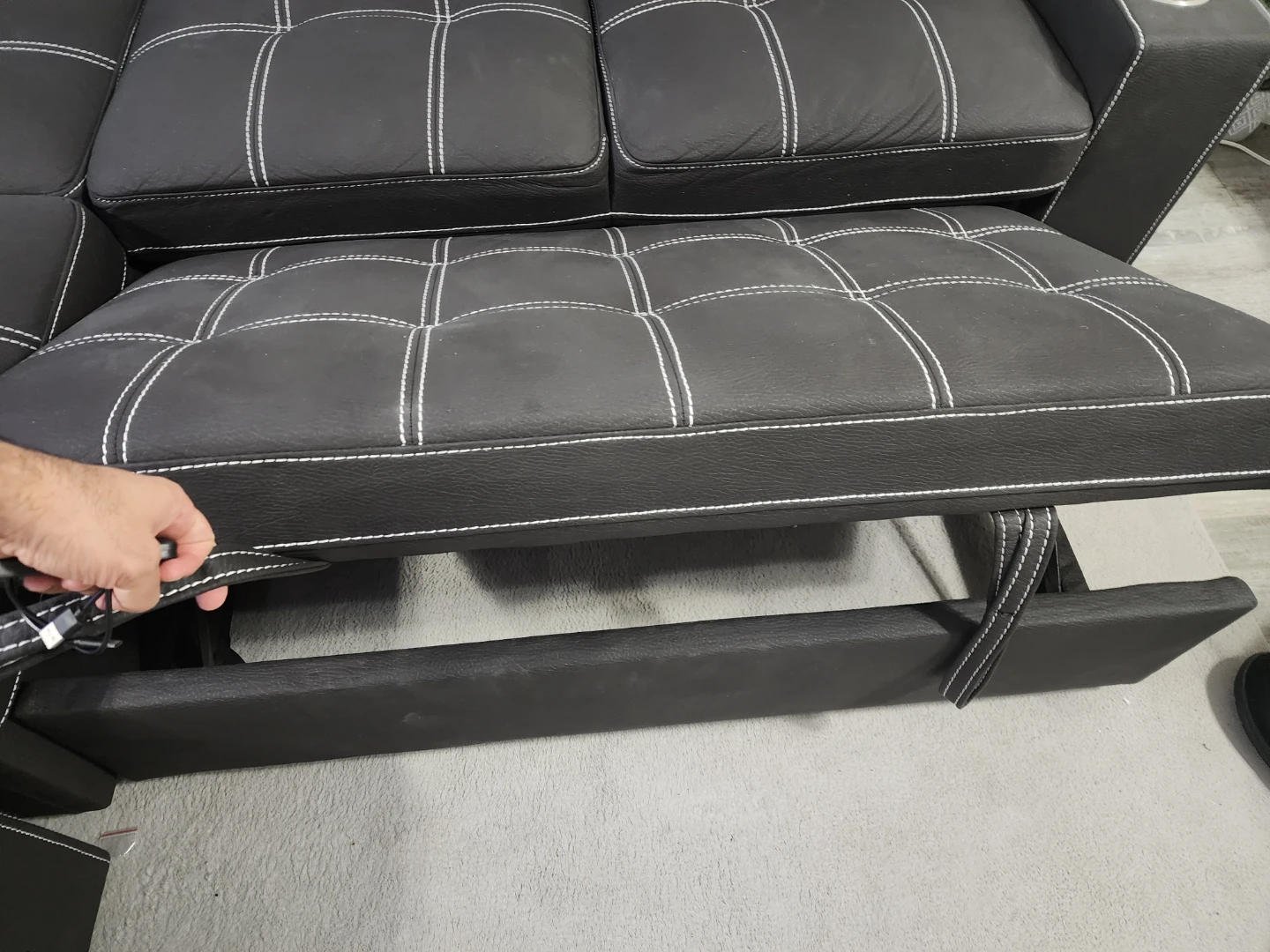 Sofá negro - Dark Gray Sectional Sleeper Sofa + Storage Ottoman - photo 5