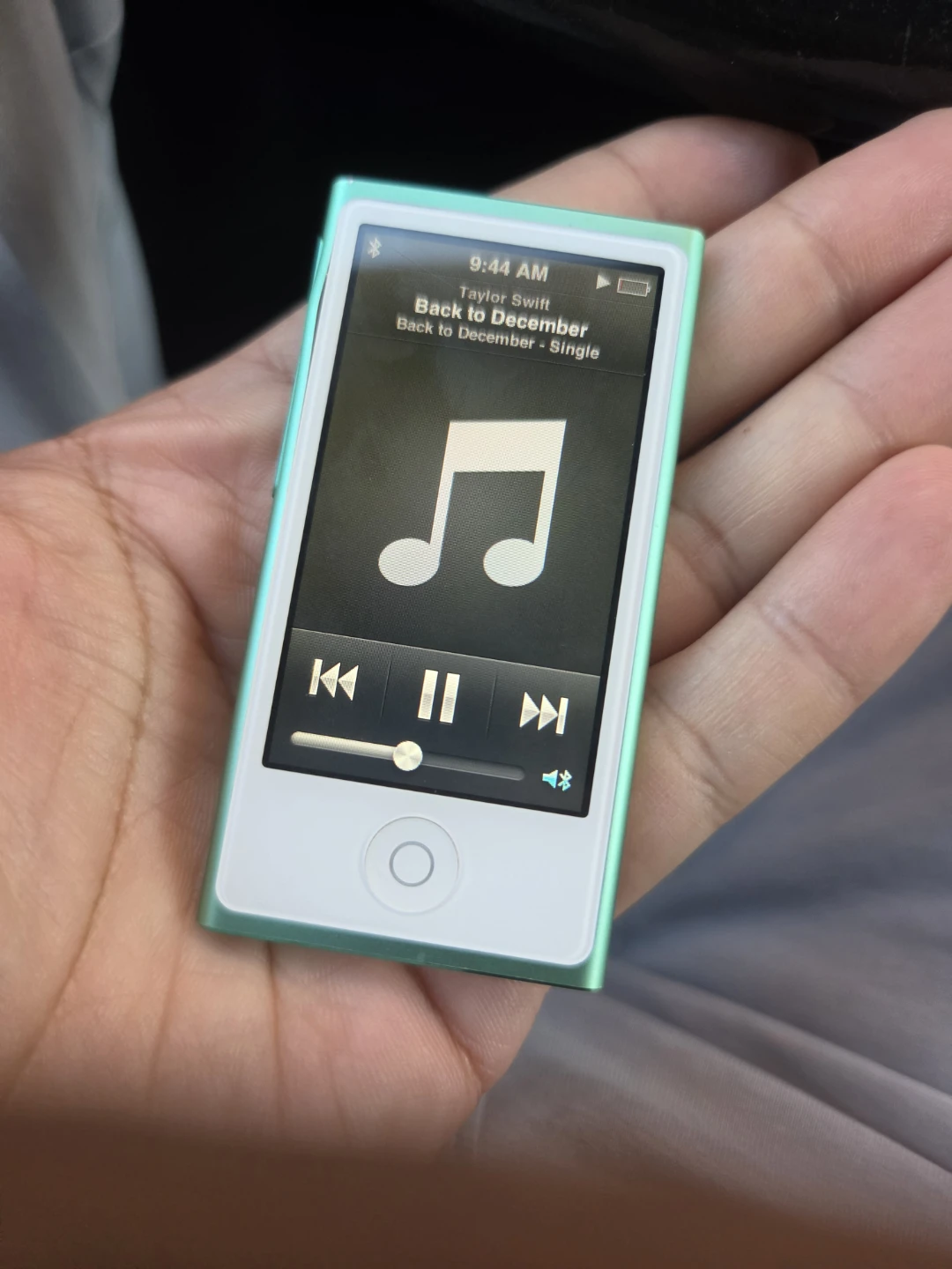 Apple iPod Nano 7th Generation Green