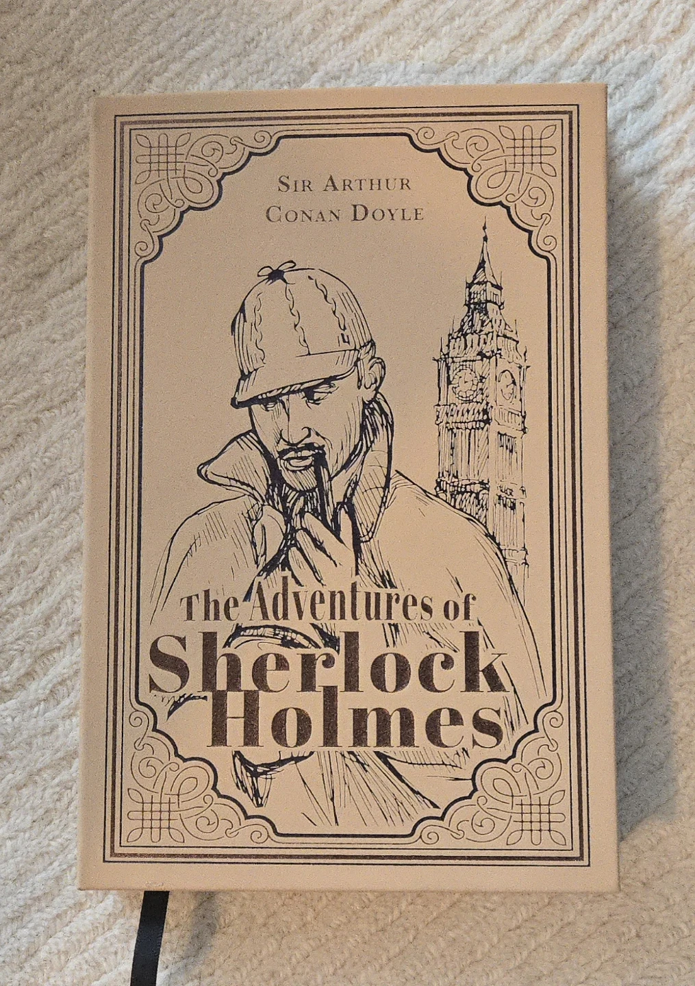 Sherlock Holmes book - soft cover
