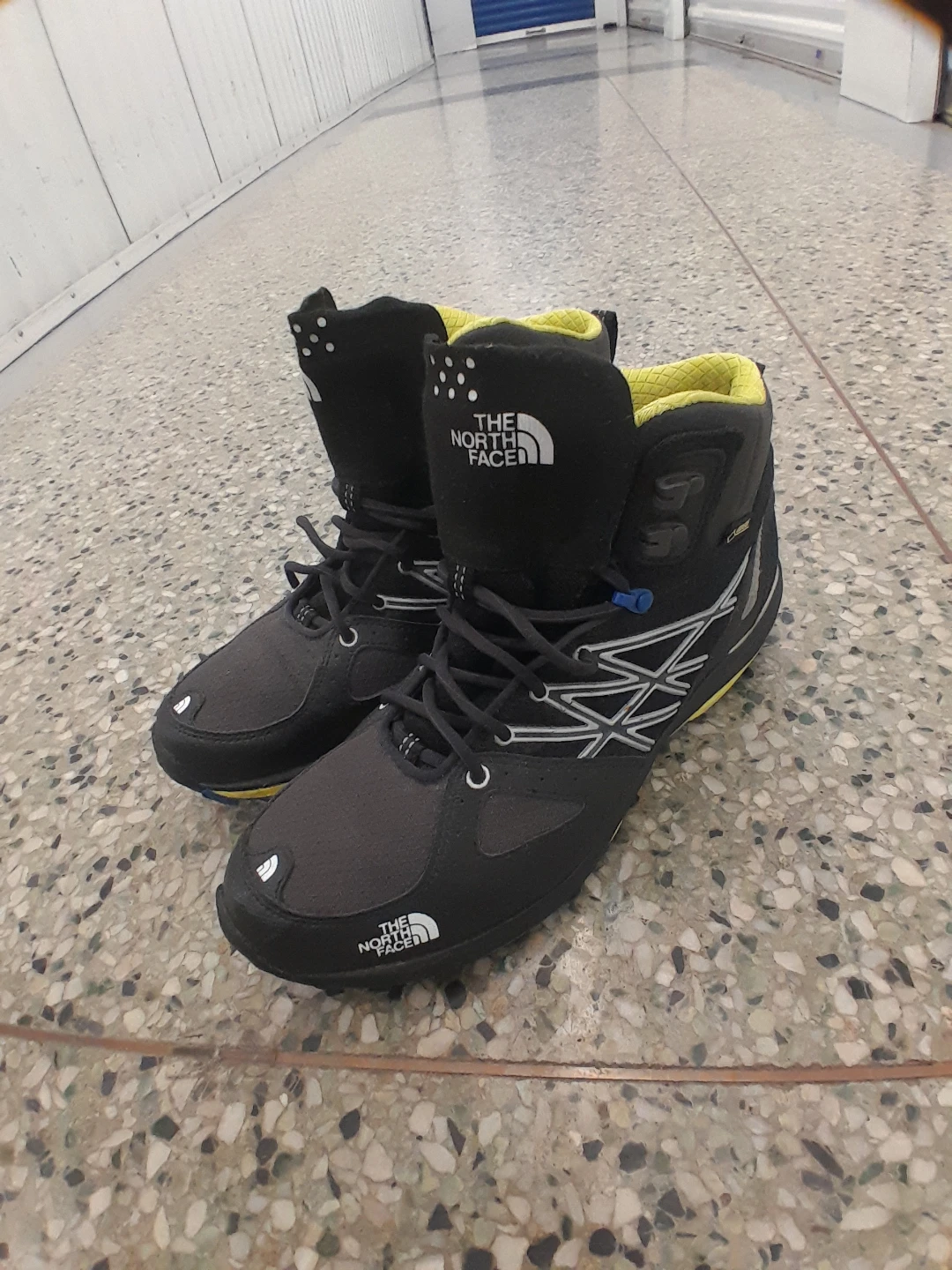 The North Face Gore-Tex Hiking Boots Men's Size 10.5 - photo 5