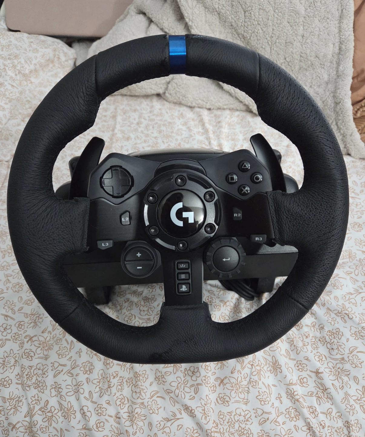 Logitech G923 TRUEFORCE Racing Wheel