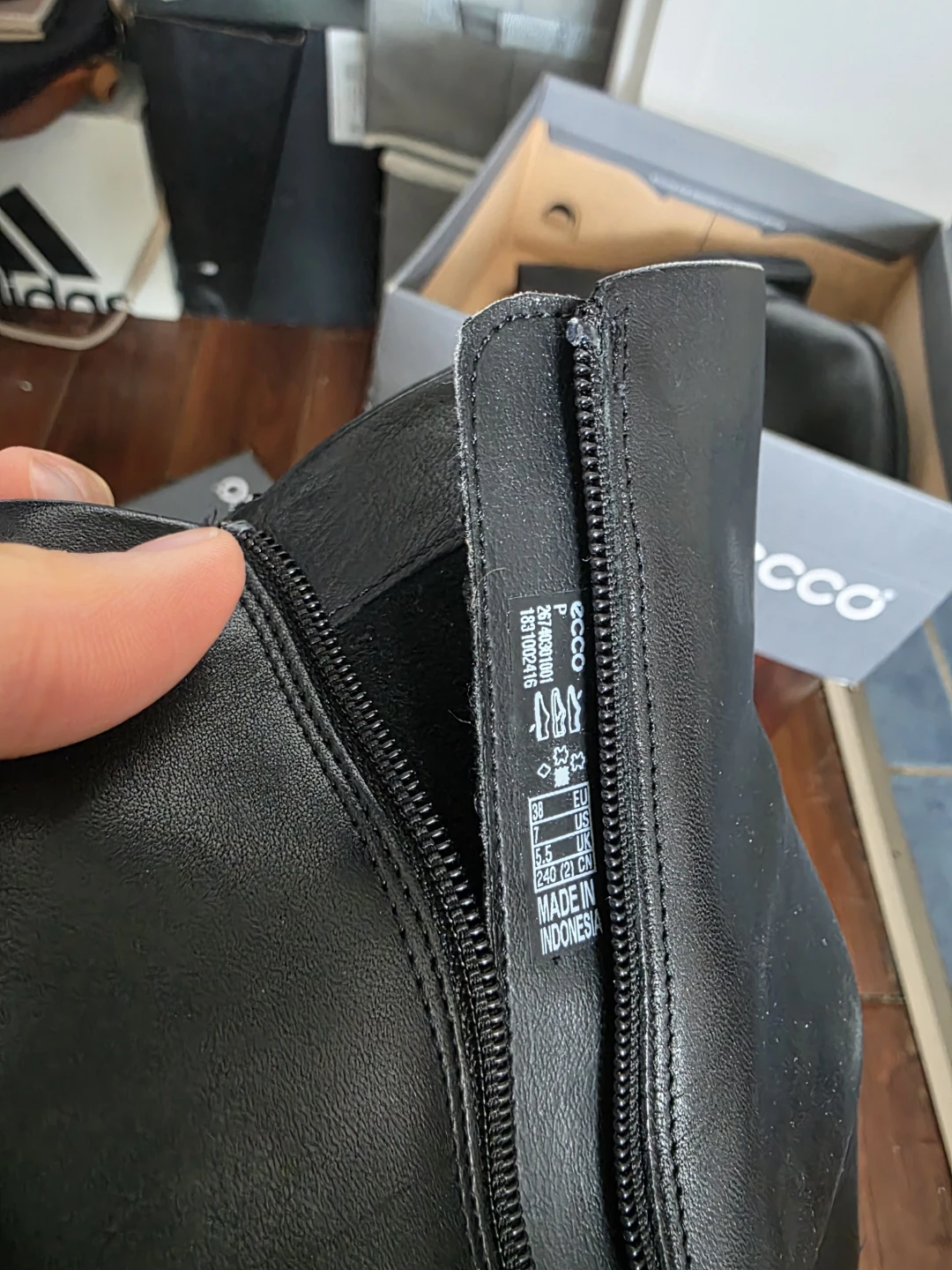 Ecco Black Leather Ankle Boots - photo 2
