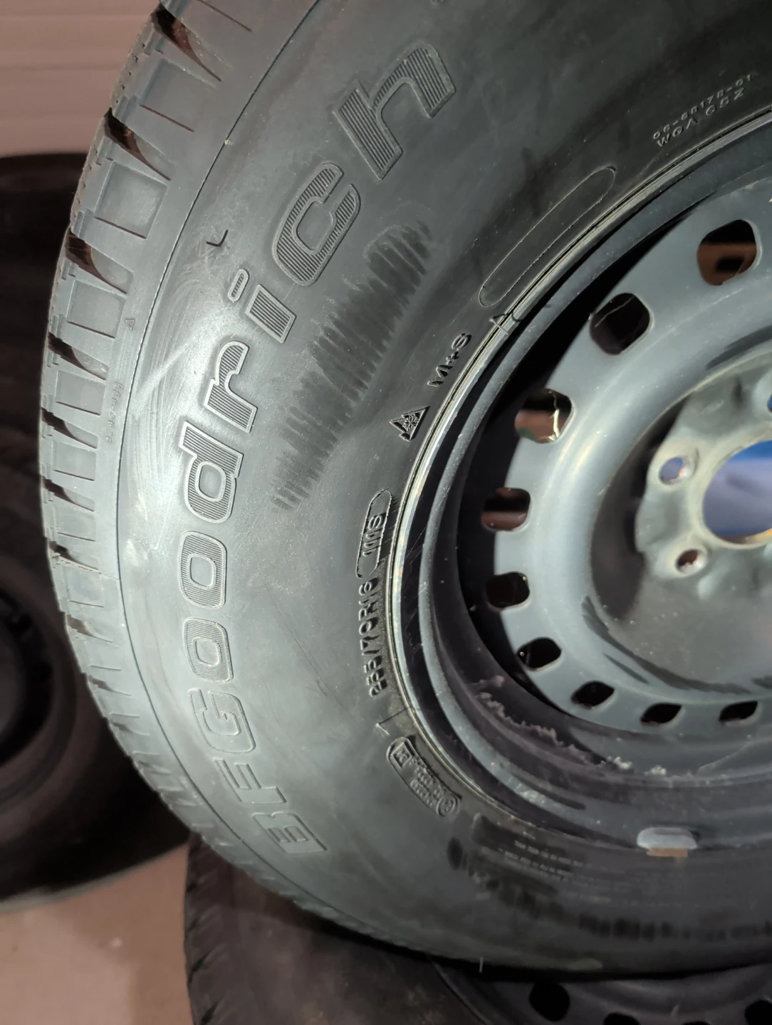 4 BFGoodrich Winter Tires with Steel Rims 255/70R16 - photo 2