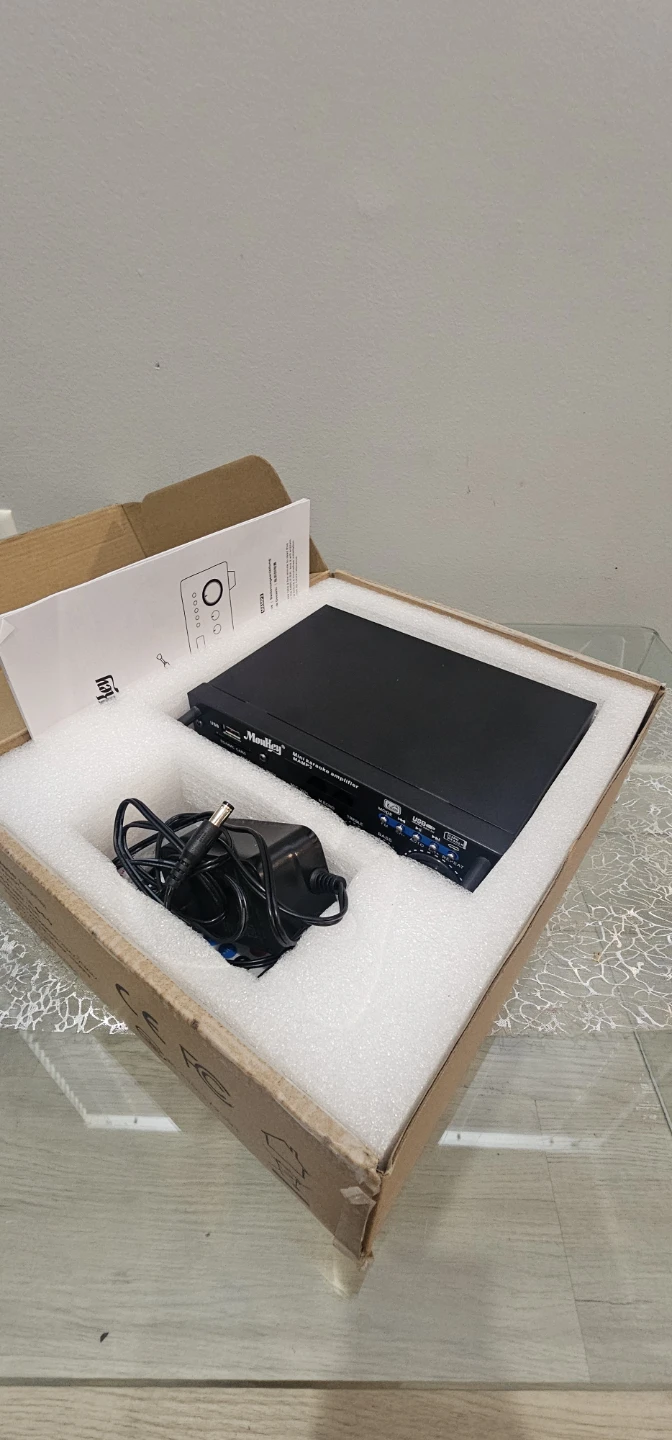 Moukey MAMP3 Mini Karaoke Amplifier