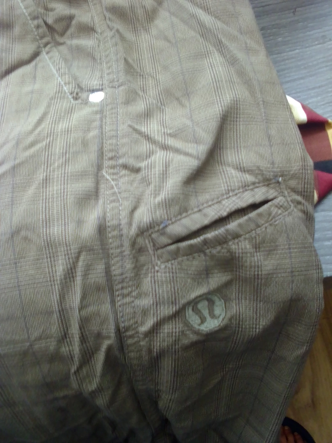 Lululemon Men's Plaid Pants - photo 2