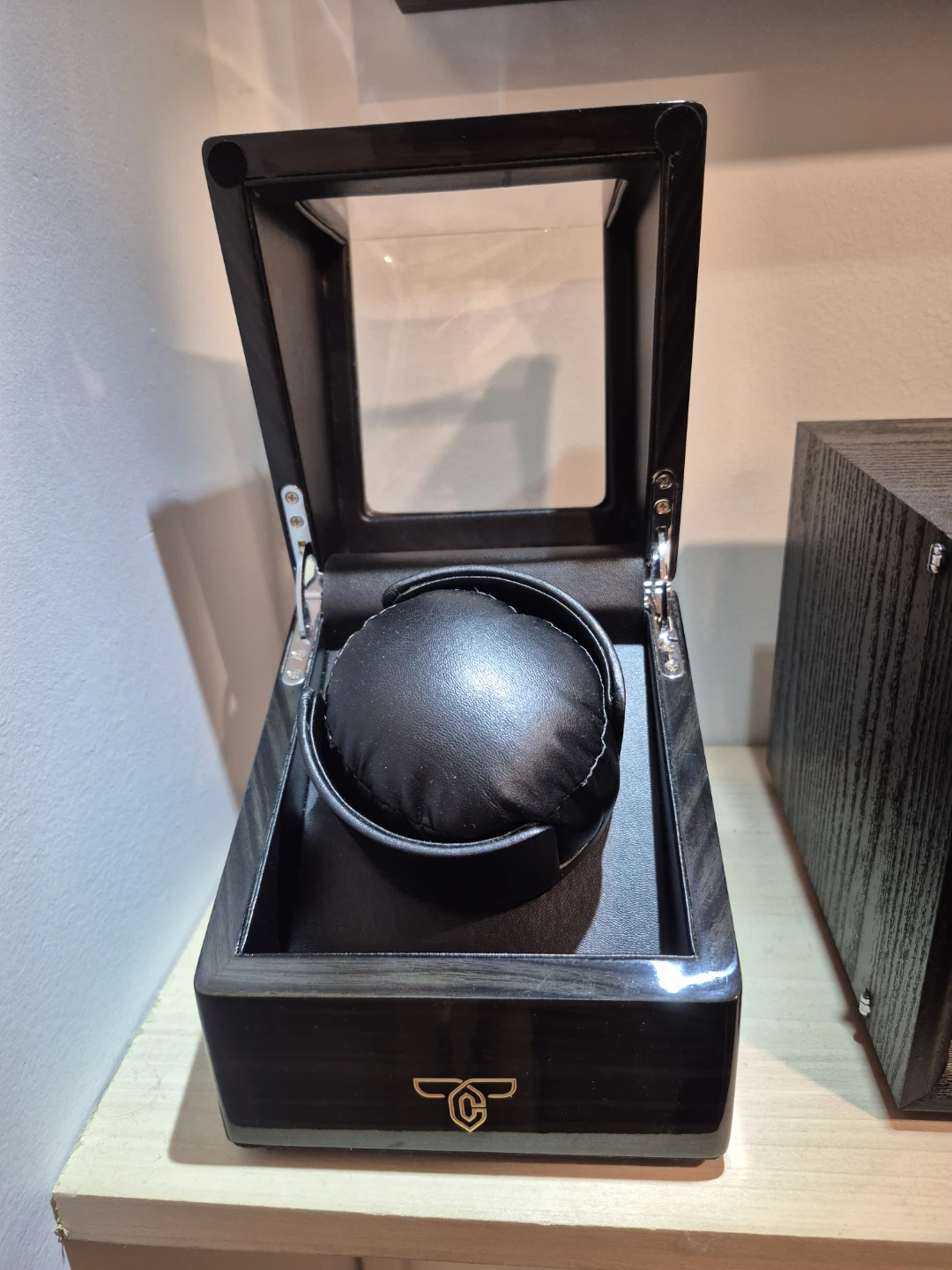Automatic Watch Winder - photo 2