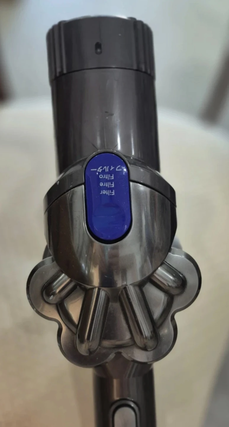 Dyson Cordless Vacuum Cleaner - photo 2