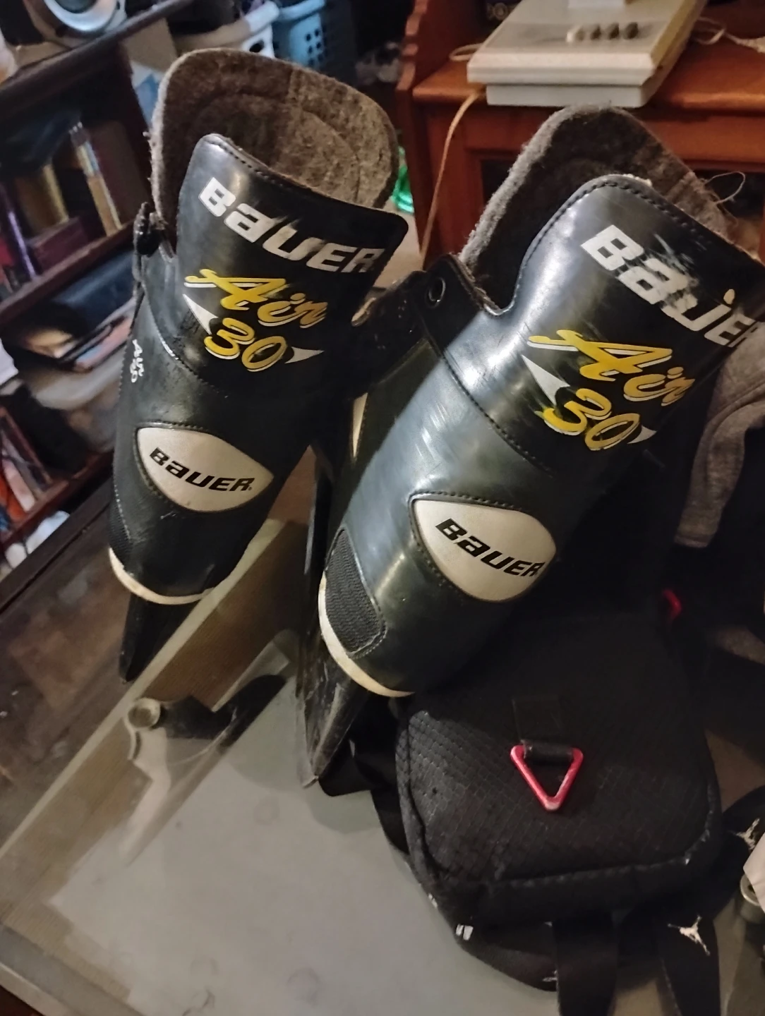 Bauer Air 30 Hockey Skates