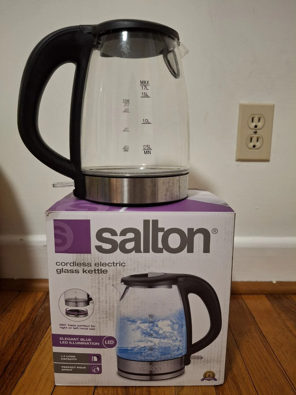 Salton Cordless Electric Glass Kettle