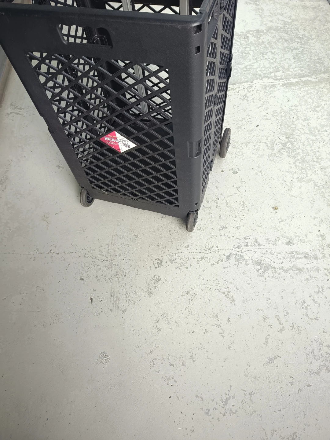 Olympia Pack-N-Roll Collapsible Utility Cart - photo 5