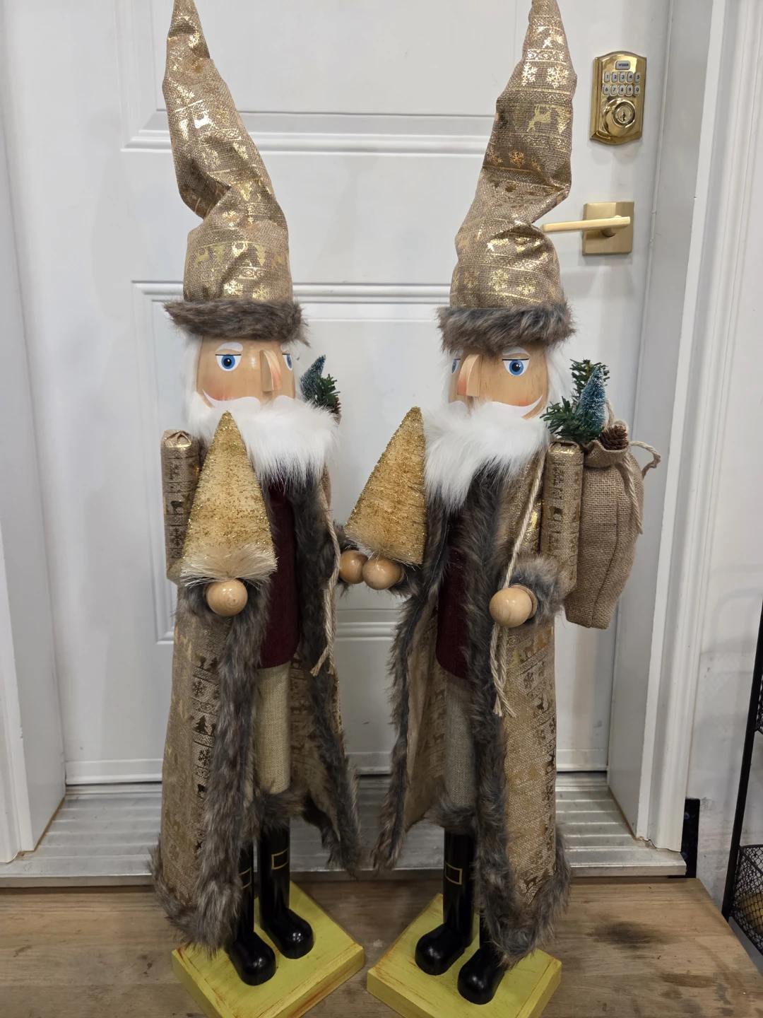 Two Gold Christmas Santa Nutcracker Figurines - photo 2