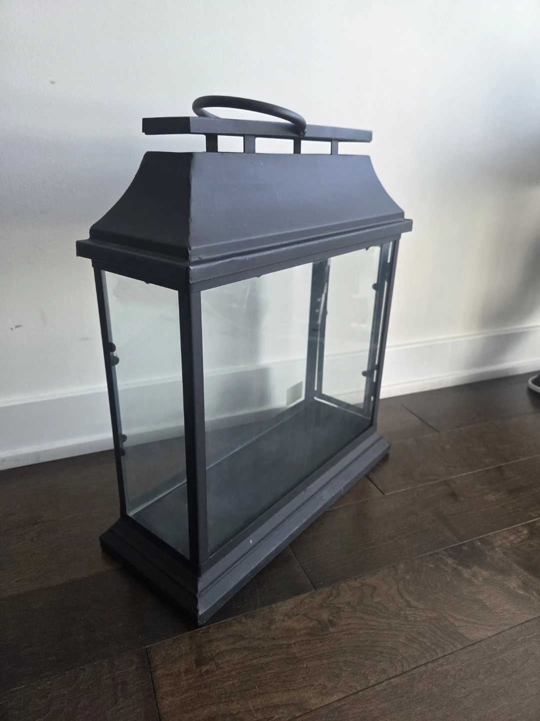 Black decorative lantern