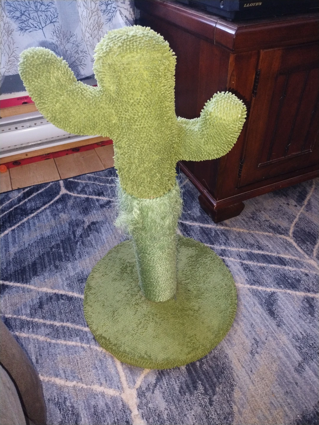 Cactus Cat Scratching Post