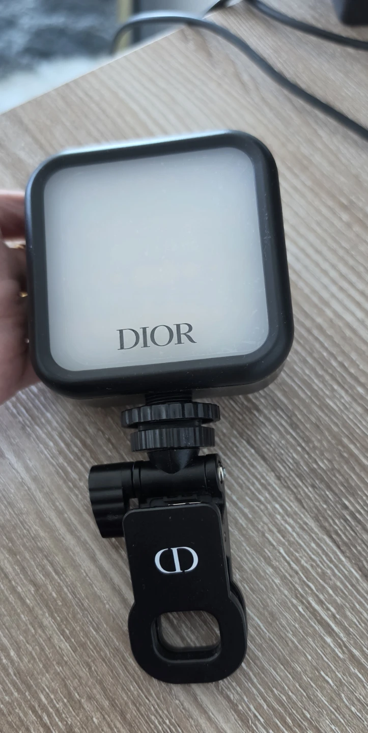 Dior LED Light - photo 2