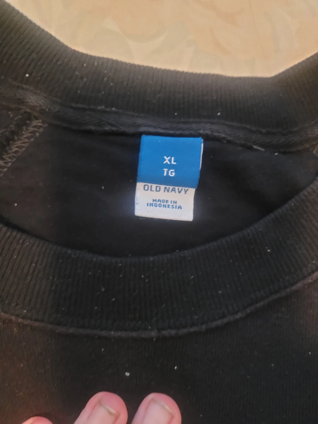 Old Navy Black Crewneck Sweatshirt - photo 2