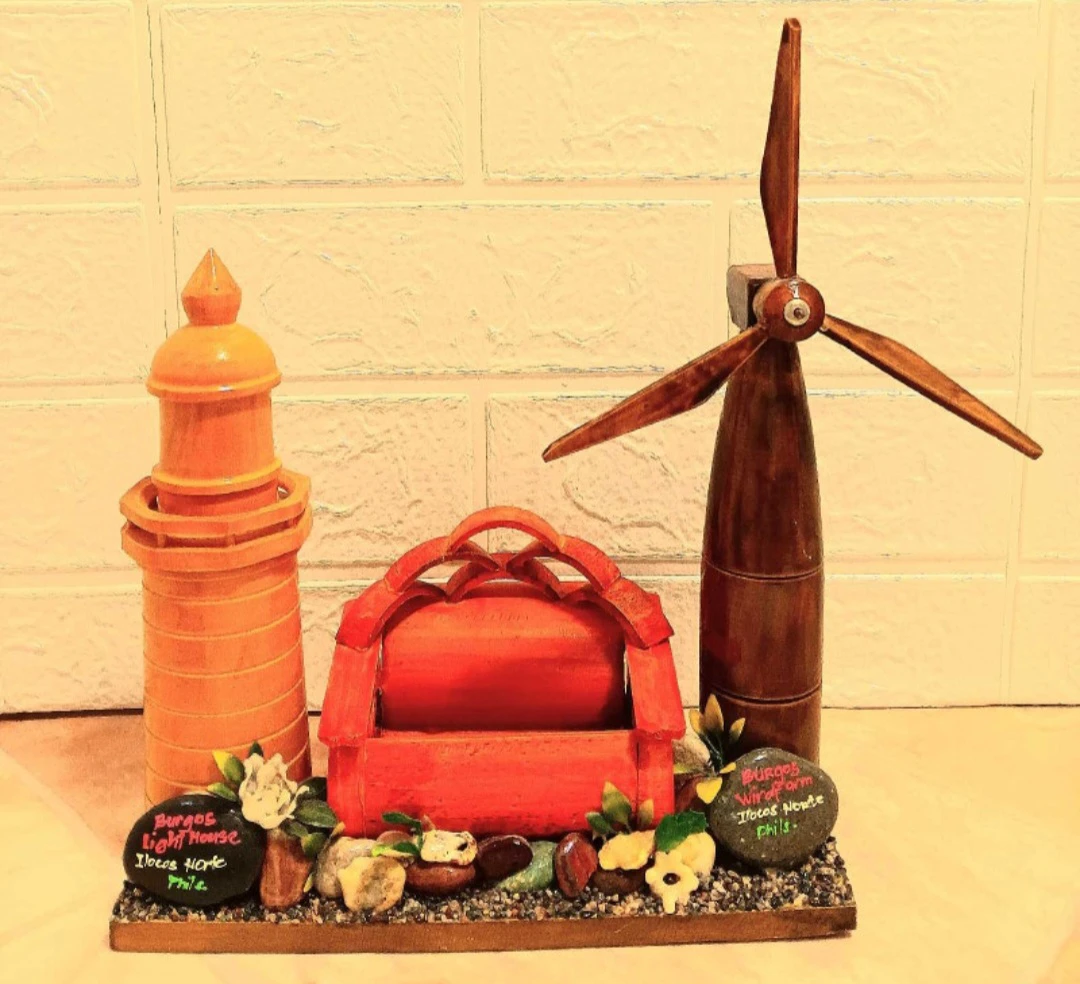 🛖Rustic Village Scene Handcrafted Decor Cell Phone Holder🛖 - photo 2